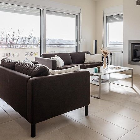 Modern Apartment With Wonderful View Epanomi Eksteriør billede